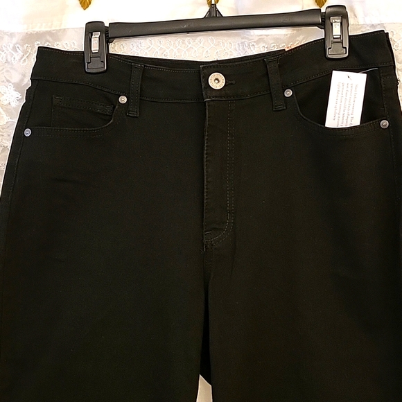NEW Style&Co Black Stretch Denim Curvy Boot-Cut Jeans, 12 LONG - Picture 16 of 16